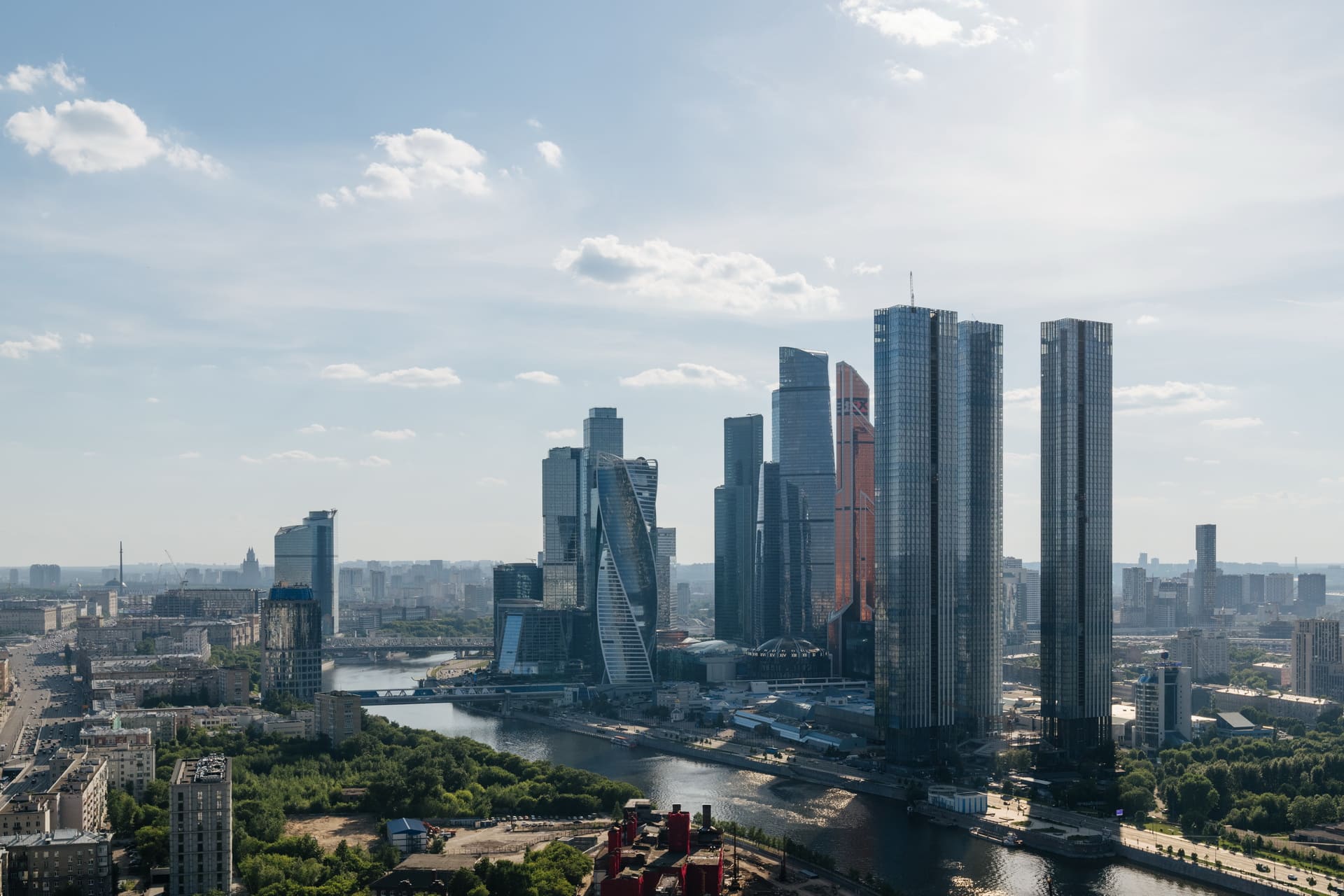жилой комплекс Капитал Тауэрс